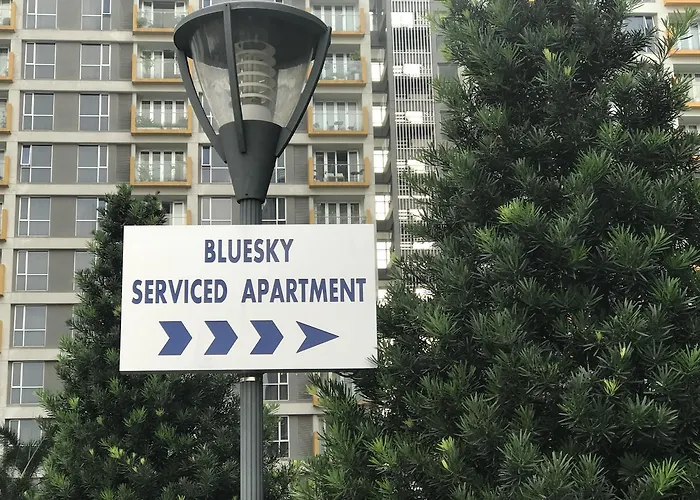 Bluesky Serviced Apartment Airport Plaza